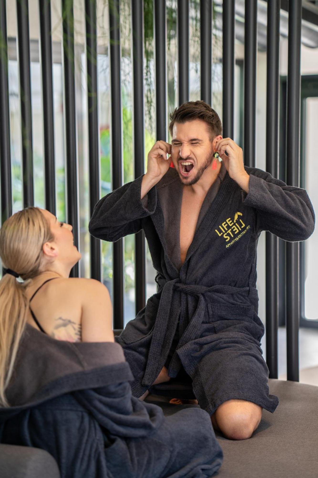 אומהאוזן Lifesteil Aparthotel מראה חיצוני תמונה